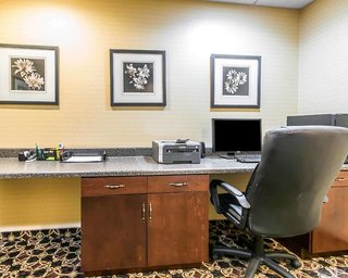 Comfort Suites South Point - Huntington,Huntington>>Burlington,3 star