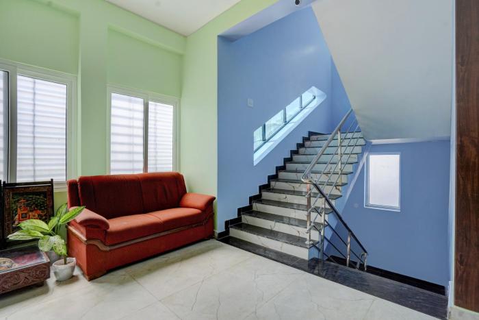hotel o dhauli inn