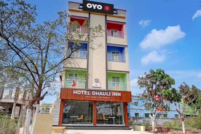hotel o dhauli inn