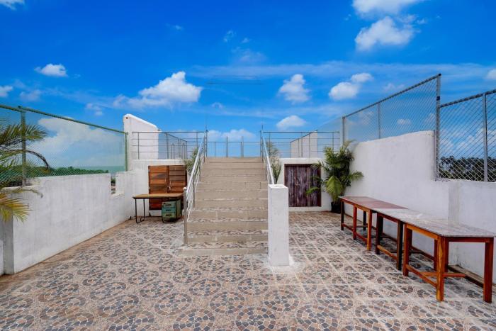 hotel o sharmila sea view inn