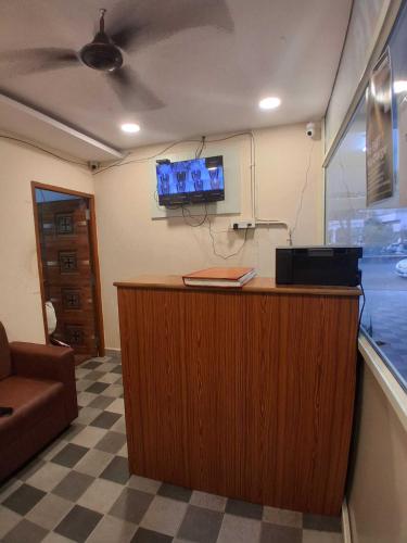 Hotel O Seera Elite,,3 star