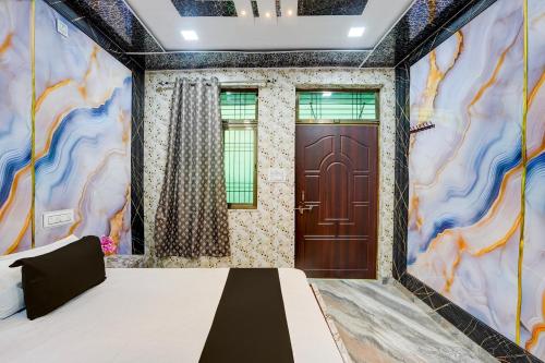 Hotel O Royal Prayag,,3 star