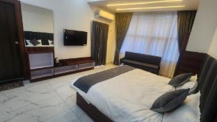 National Paradise Hotel And Banquets,,5 star