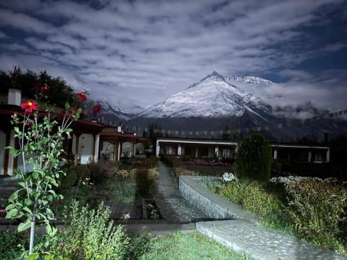 the walnut inn resort