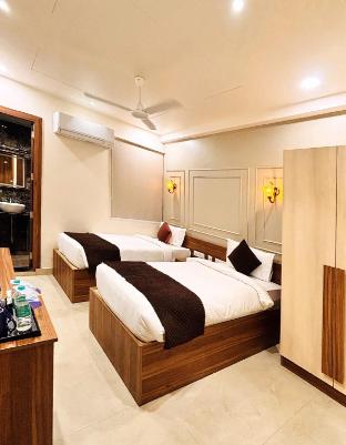 hotel rg residency