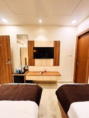 hotel rg residency