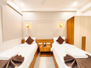 hotel rg residency