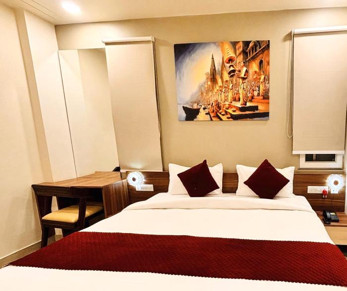 hotel rg residency