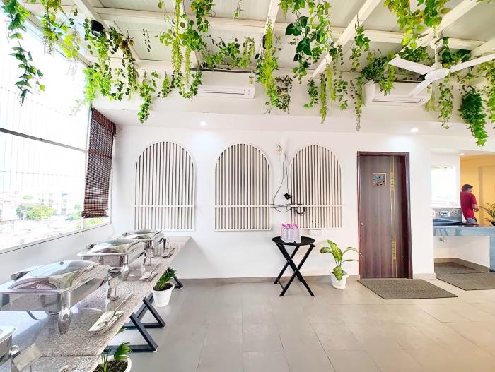 hotel rg residency