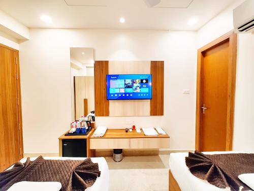 hotel rg residency