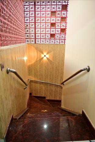 hotel raj inn