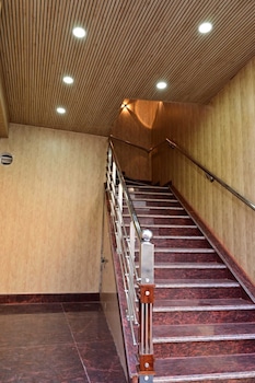 hotel raj inn