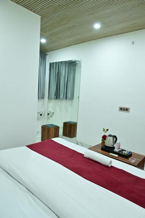 hotel raj inn