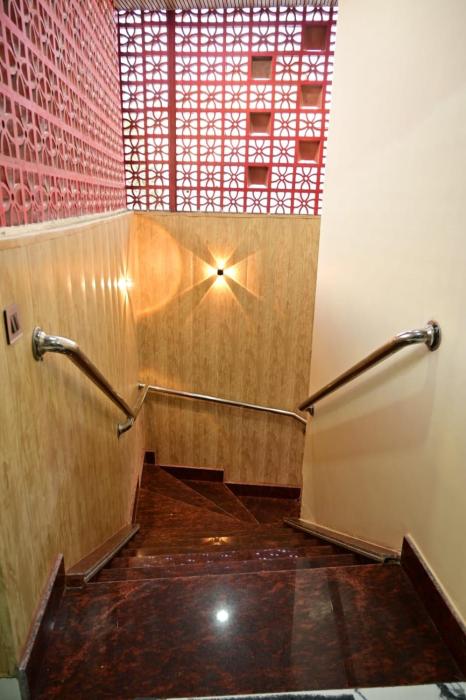 hotel raj inn