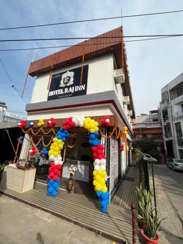 hotel raj inn