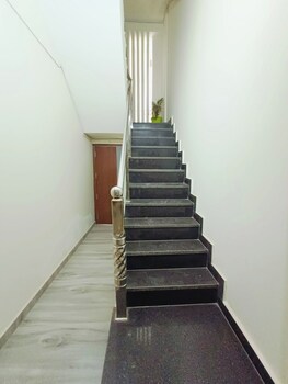 shree gangesh inn