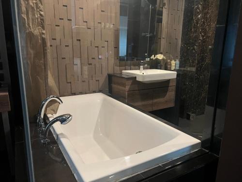 moda condo chiangmai nimman 200m to maya mall