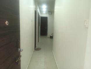 hotel kulswamini inn