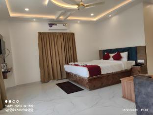 Hotel Royal Villa Resort ( A Unit Of Bluewhale Innovation),,0 star