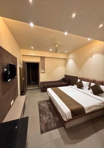 royal heritage inn