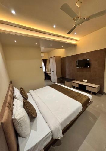 royal heritage inn
