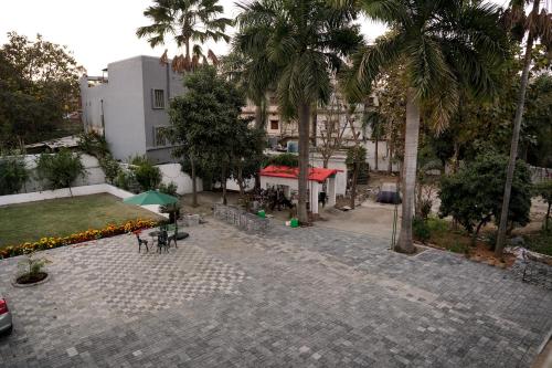 rajbari palace