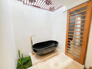 Among Villa Demangan,,5 star