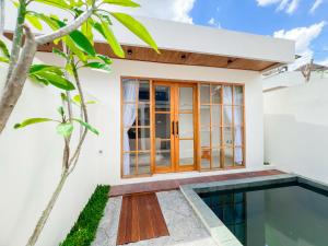 among villa demangan