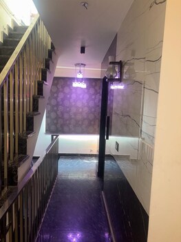 Hotel Rajshree,,3 star
