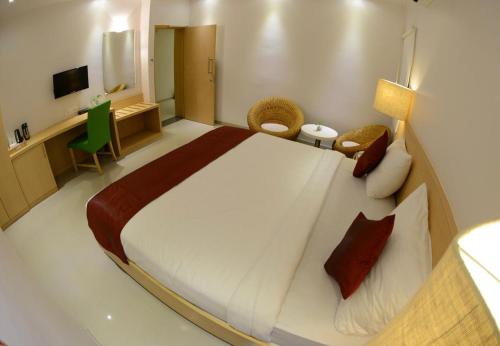 hotel anantha suites