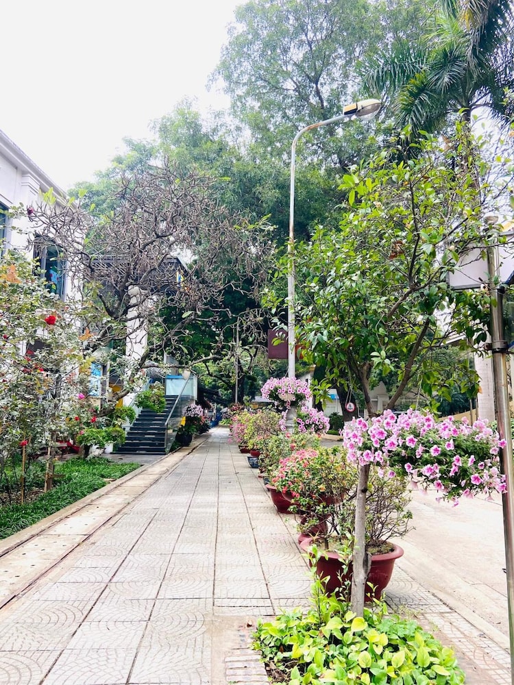 quang ba trade union hotel