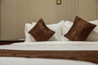 emboita hotels ltd