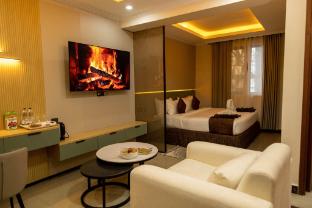 emboita hotels ltd