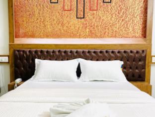 b six hotel bengaluru karnataka