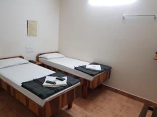 b six hotel bengaluru karnataka