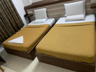 b six hotel bengaluru karnataka