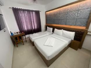 b six hotel bengaluru karnataka