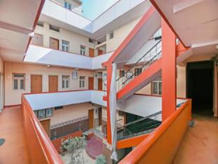 b six hotel bengaluru karnataka