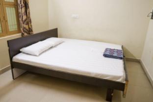sri meenakshi residency