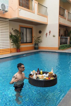 victor exotica an indy resort