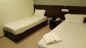 Tiong Nam Hotel,Johor>>Bandar Penawar,3 star