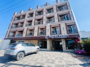 hotel purvi by vilaasitaa indore