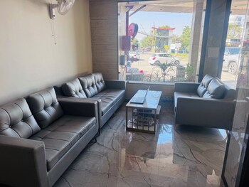 hotel purvi by vilaasitaa indore