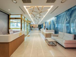 M83 Hotel,,3 star