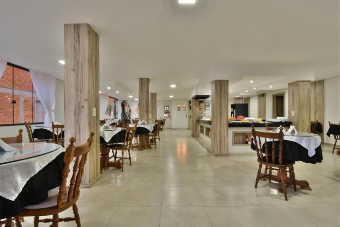 hotel pequeno bosque