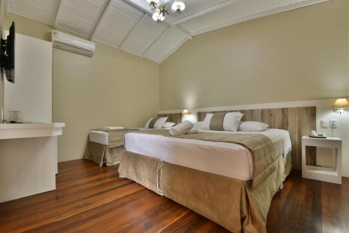 hotel pequeno bosque