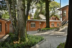 hotel pequeno bosque