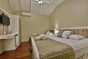 hotel pequeno bosque