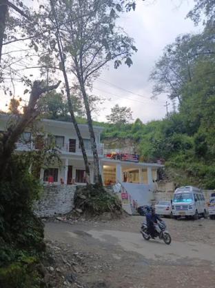 shivanya guest house and restaurant kedarnath