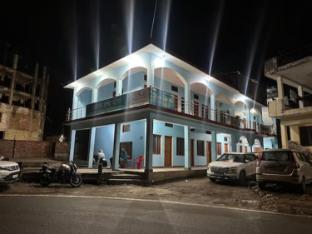 Hotel Hansdeep Phata Kedarnath Uttarakhand,,5 star